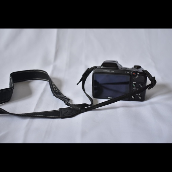 Nikon L320 coolpix camera - Picture 5 of 16